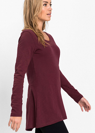 Удлиненная футболка Удлиненная футболка