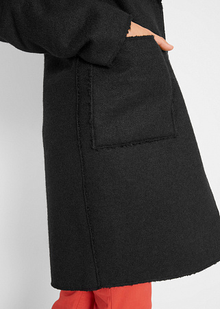 Лёгкое пальто с английским воротником Лёгкое пальто с английским воротником