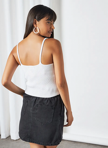 Вязаный топ на бретельках Вязаный топ на бретельках