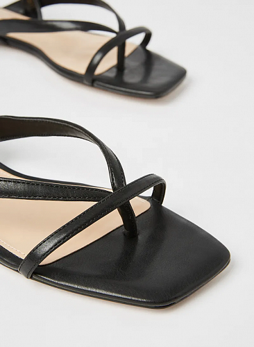 Сандалии Сандалии